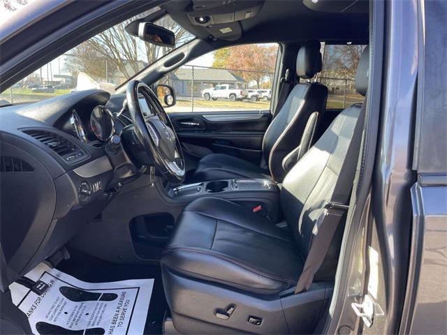 used 2019 Dodge Grand Caravan car, priced at $10,494
