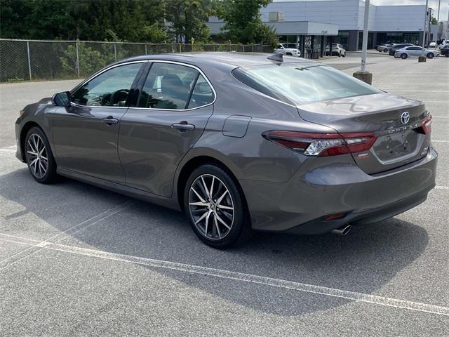 used 2022 Toyota Camry Hybrid car, priced at $28,928