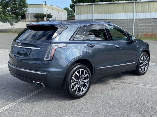 used 2021 Cadillac XT5 car, priced at $31,728