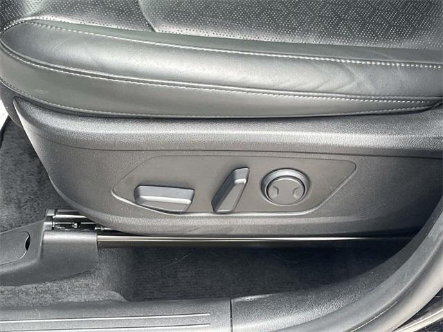 used 2023 Kia Sorento car, priced at $26,751