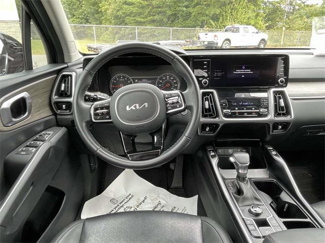 used 2023 Kia Sorento car, priced at $26,751