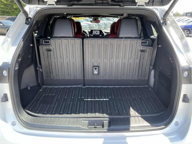 used 2024 Toyota Highlander car, priced at $45,000