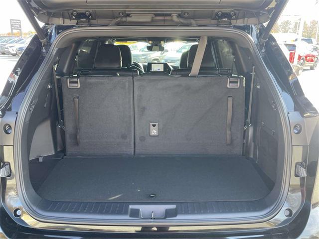 used 2023 Toyota Highlander car, priced at $35,132