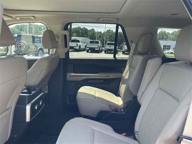 used 2024 Ford Expedition car, priced at $53,989