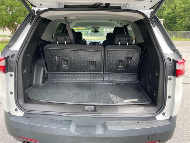 used 2021 Chevrolet Traverse car, priced at $27,728