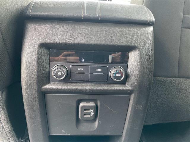 used 2021 Chevrolet Traverse car, priced at $27,728
