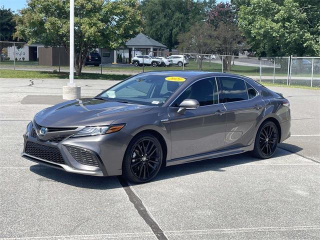 used 2021 Toyota Camry Hybrid car, priced at $23,451
