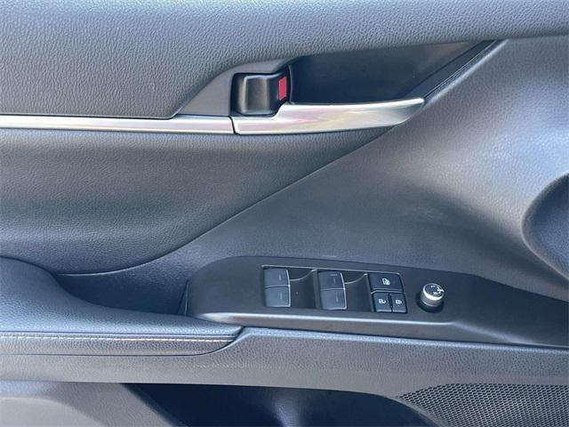 used 2021 Toyota Camry Hybrid car, priced at $23,451