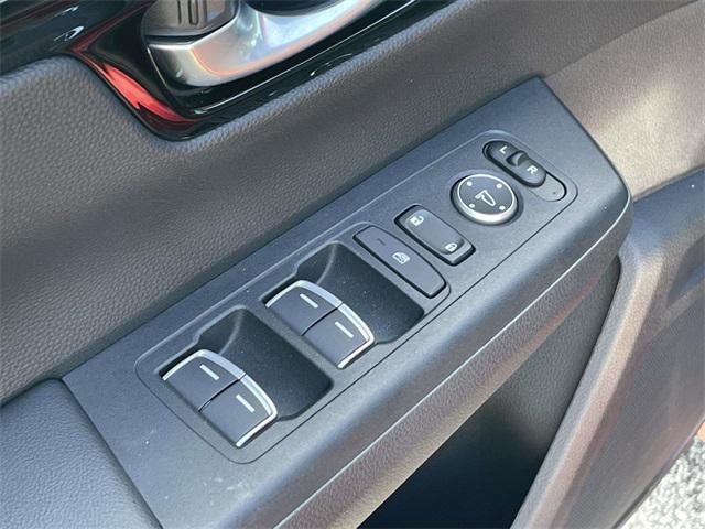 used 2023 Honda CR-V Hybrid car, priced at $32,899