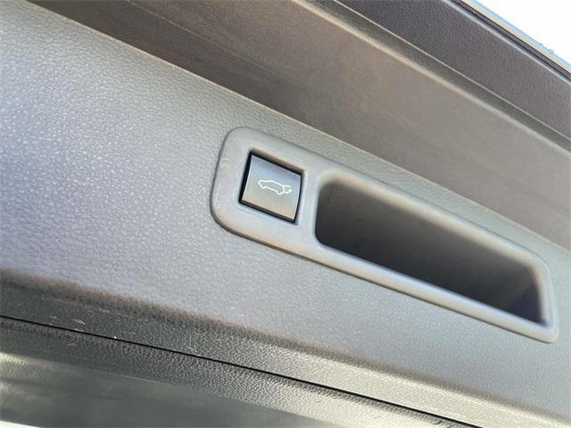 used 2023 Toyota Highlander car, priced at $38,396