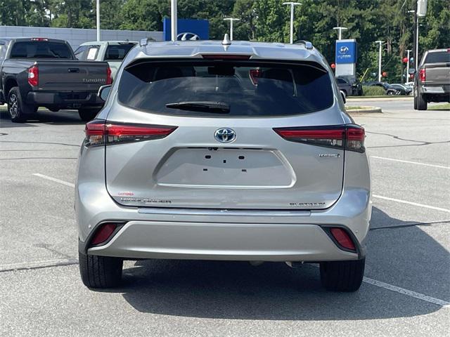 used 2021 Toyota Highlander Hybrid car, priced at $36,728