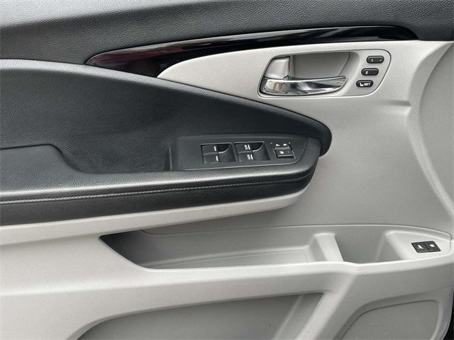 used 2021 Honda Pilot car, priced at $24,348