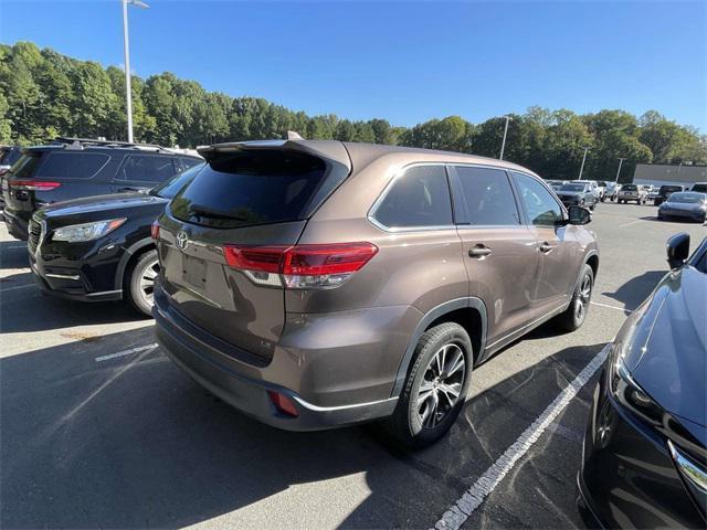 used 2018 Toyota Highlander car, priced at $24,499