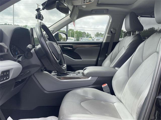 used 2021 Toyota Highlander Hybrid car, priced at $41,987