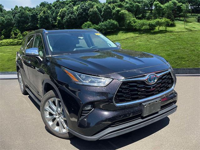 used 2021 Toyota Highlander Hybrid car, priced at $41,987
