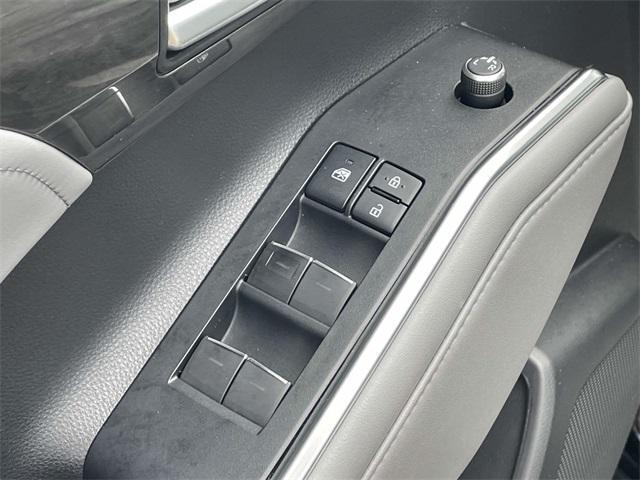used 2021 Toyota Highlander Hybrid car, priced at $41,987