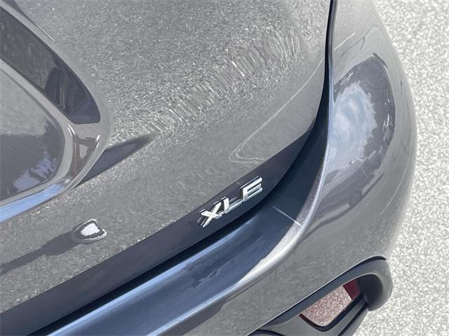 used 2021 Toyota Highlander car, priced at $31,164