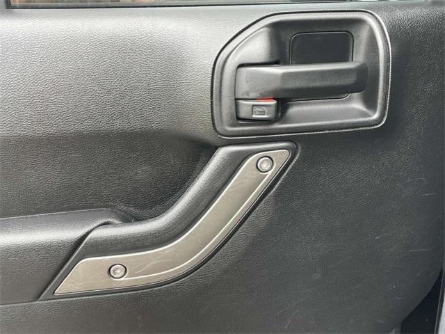 used 2016 Jeep Wrangler Unlimited car, priced at $17,971