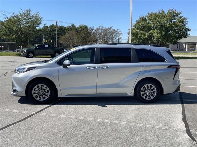 used 2025 Toyota Sienna car, priced at $43,013