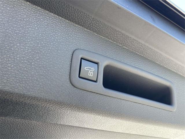 used 2025 Toyota Sienna car, priced at $43,013