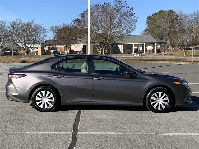 used 2022 Toyota Camry Hybrid car, priced at $23,095