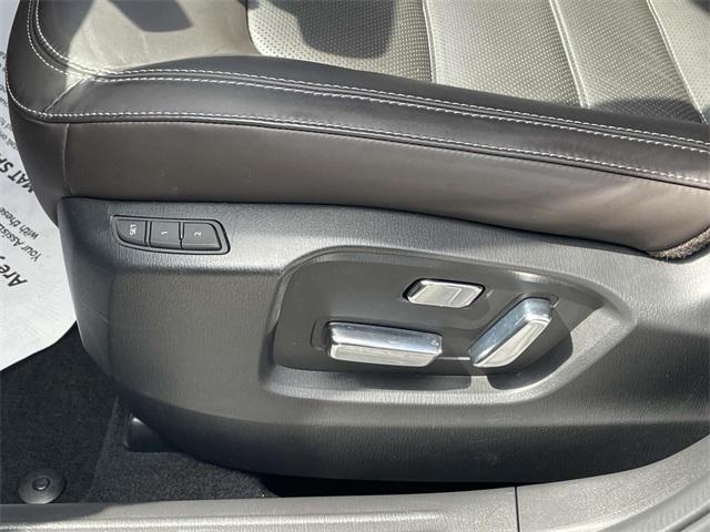 used 2025 Mazda CX-5 car, priced at $35,909