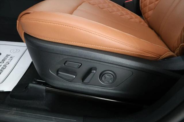 used 2023 Kia Sorento car, priced at $31,995