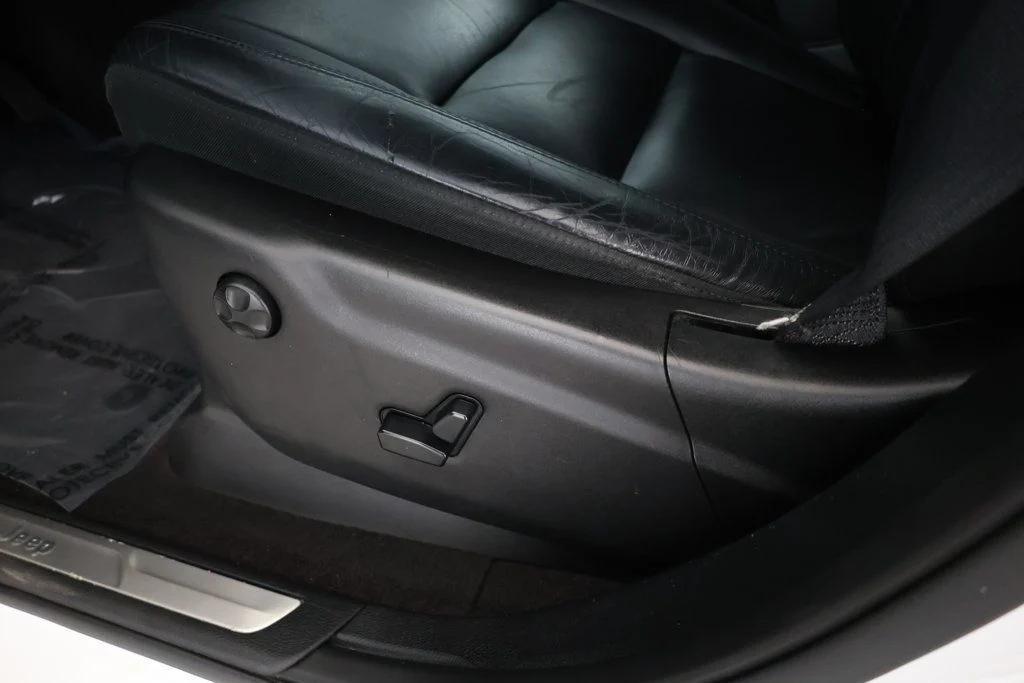 used 2019 Jeep Grand Cherokee car, priced at $16,095