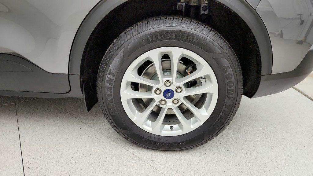 used 2022 Ford Escape car, priced at $15,995
