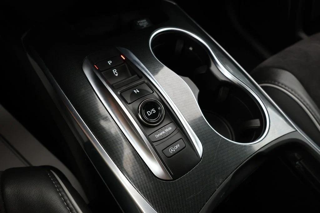 used 2020 Acura MDX car, priced at $31,295