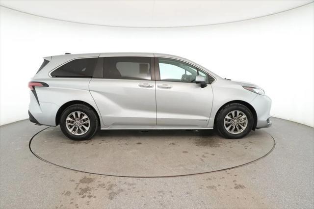 used 2021 Toyota Sienna car, priced at $31,995