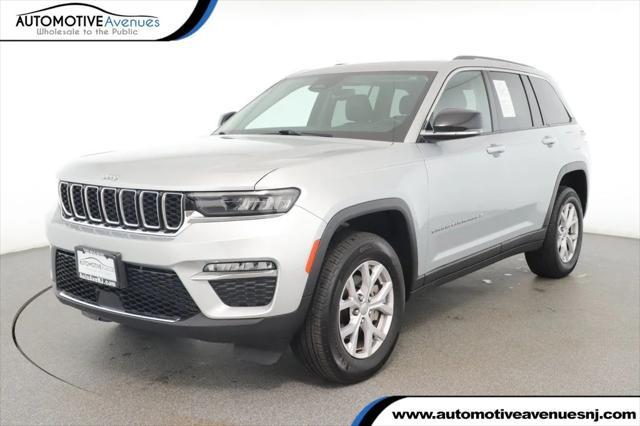 used 2022 Jeep Grand Cherokee car, priced at $31,495