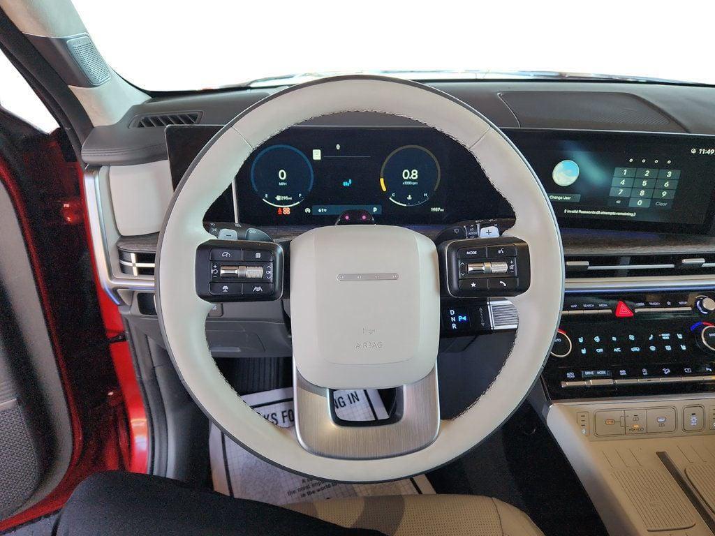 used 2025 Hyundai Santa Fe car, priced at $41,295
