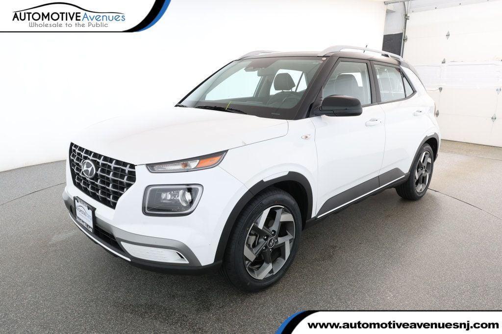 used 2023 Hyundai Venue car, priced at $15,595