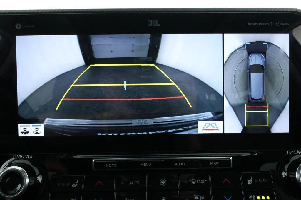 used 2021 Toyota Highlander car, priced at $35,995