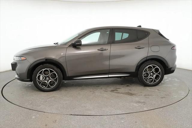 used 2024 Alfa Romeo Tonale car, priced at $32,395