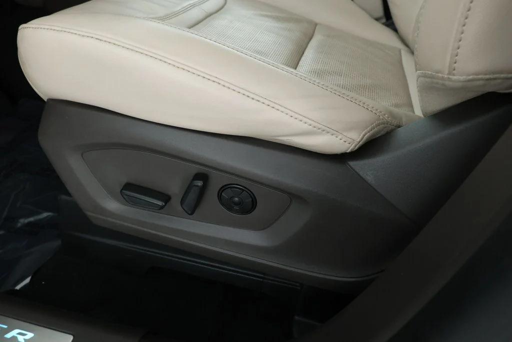 used 2022 Ford Explorer car, priced at $32,995