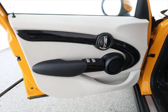 used 2018 MINI Hardtop car, priced at $16,495