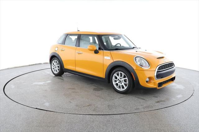 used 2018 MINI Hardtop car, priced at $16,495