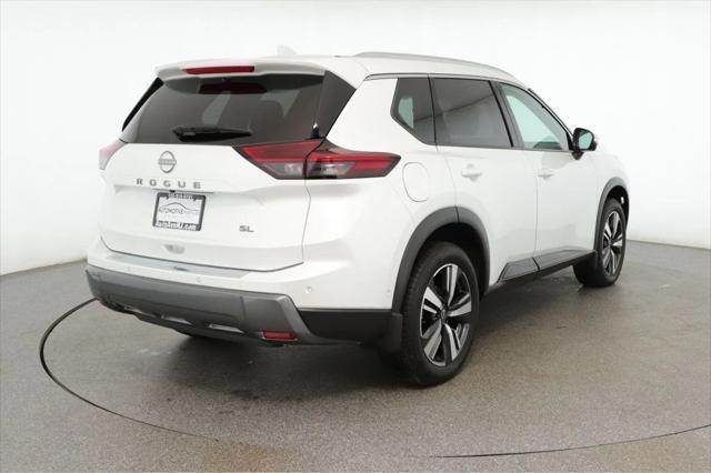 used 2024 Nissan Rogue car, priced at $26,995