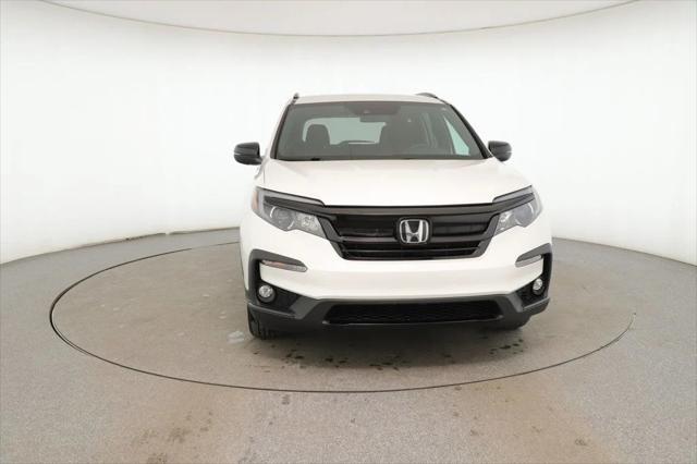 used 2022 Honda Pilot car, priced at $27,995