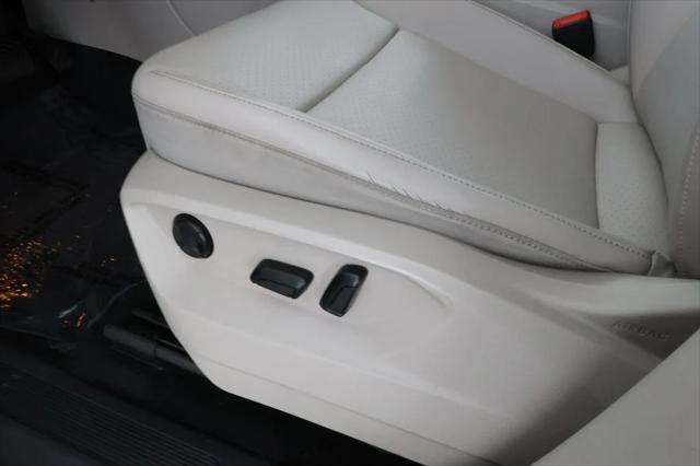used 2018 Volkswagen Atlas car, priced at $13,995