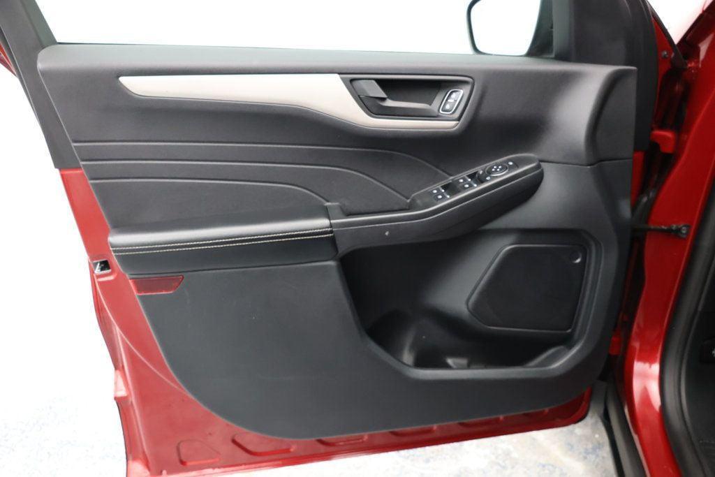 used 2022 Ford Escape car, priced at $16,195