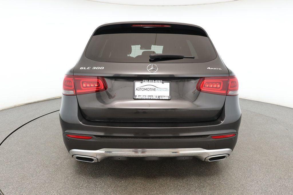used 2022 Mercedes-Benz GLC 300 car, priced at $29,995