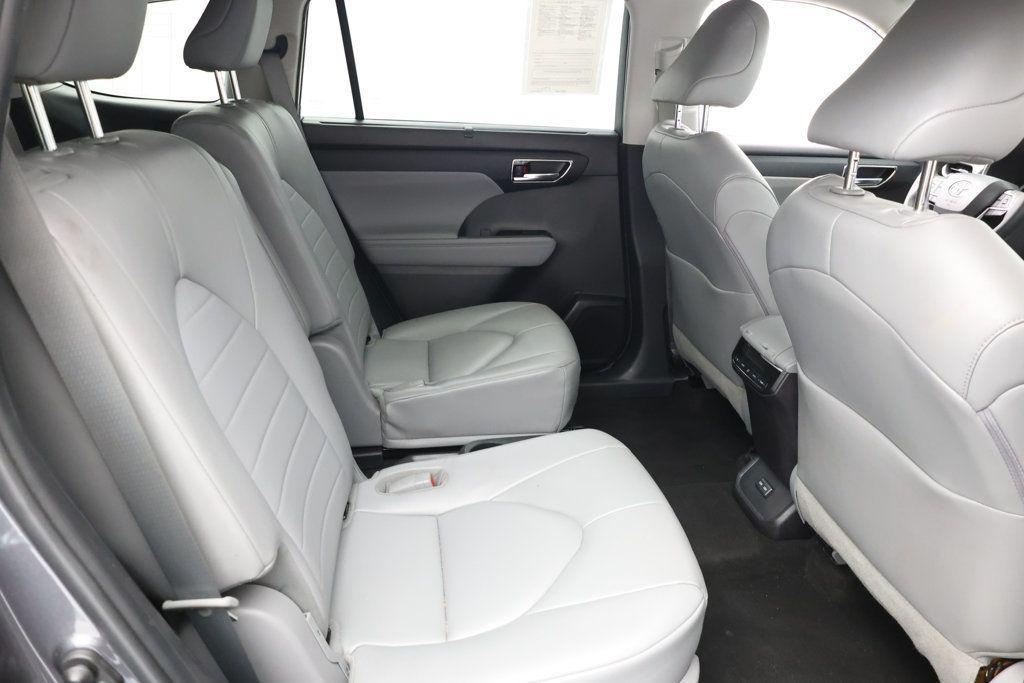 used 2024 Toyota Highlander car, priced at $34,995