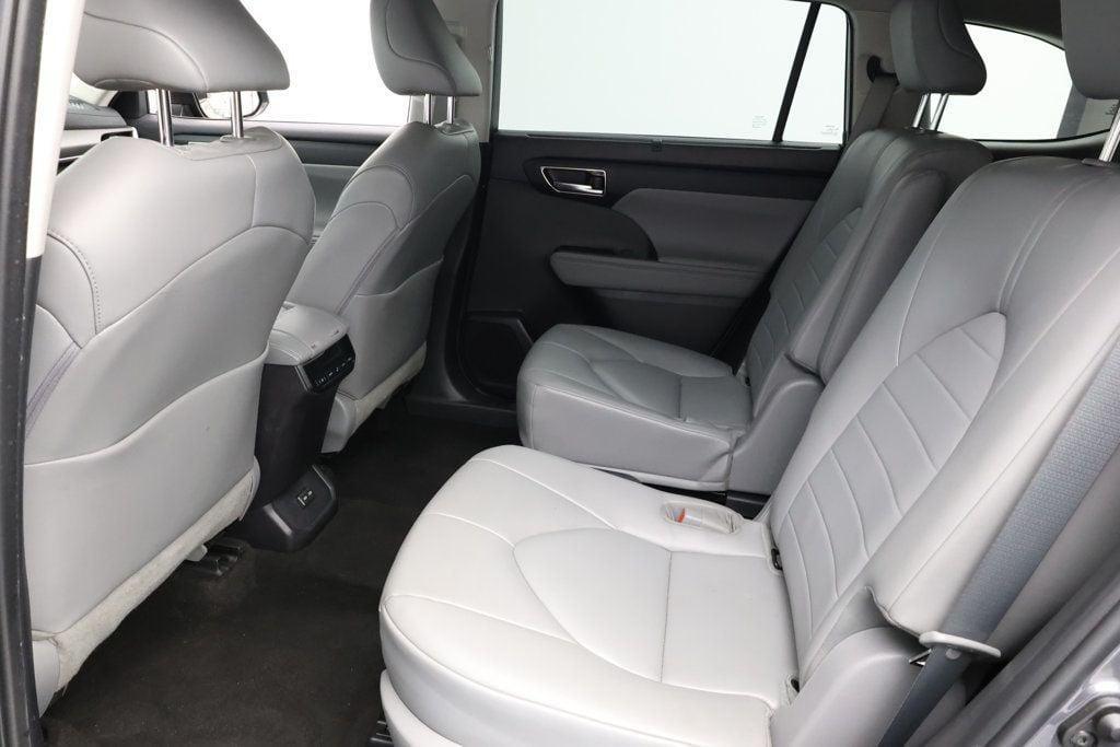 used 2024 Toyota Highlander car, priced at $34,995