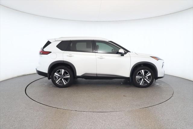 used 2024 Nissan Rogue car, priced at $27,995