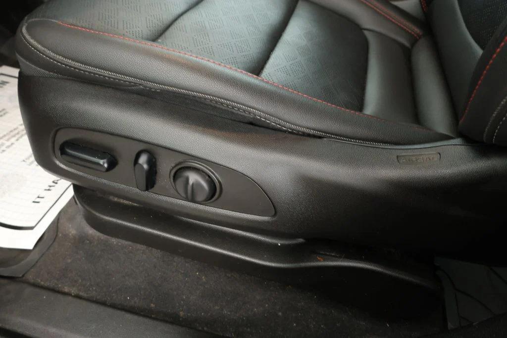 used 2023 Chevrolet Bolt EUV car, priced at $19,495