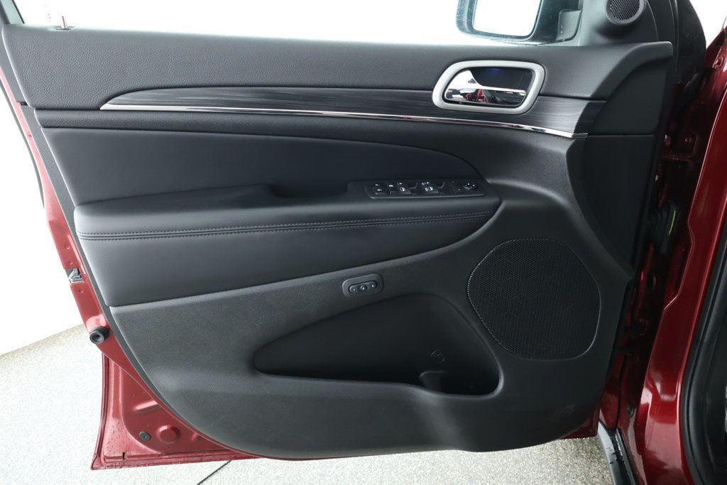 used 2021 Jeep Grand Cherokee car, priced at $25,695