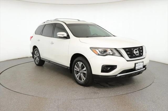 used 2017 Nissan Pathfinder car, priced at $13,495